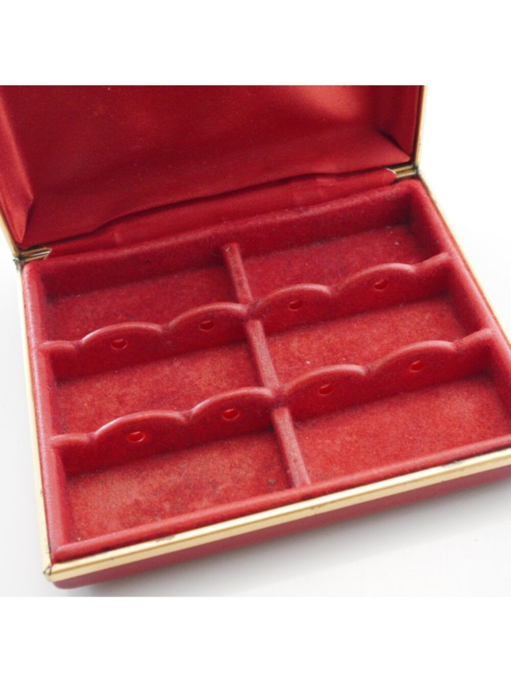 Vintage Red Jewelry Earrings Travel Storage Case Clamshell - Picture 2 of 7